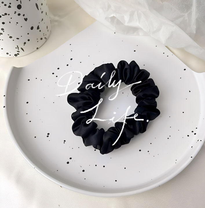 Woman%20Fashion%20Scrunchies%20Silk%20Hair%20Ties%20-Girls%20Ponytail%20Holders%20Rubber%20Band%20Elastic%20Hairband%20Hair%20Accessories%20-%20Image%203