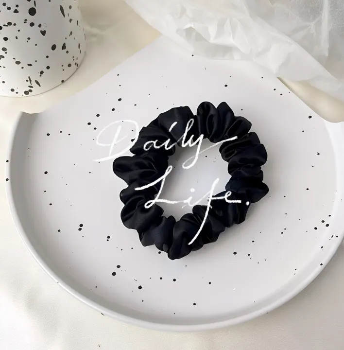 Woman%20Fashion%20Scrunchies%20Silk%20Hair%20Ties%20-Girls%20Ponytail%20Holders%20Rubber%20Band%20Elastic%20Hairband%20Hair%20Accessories%20-%20Image%203