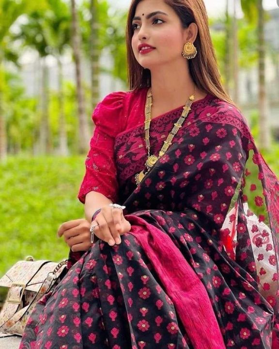 Embrace Timeless Elegance - Traditional Jamdani Saree for Women without Blouse Piece in Multi-Color - A Stunning Sari Choice