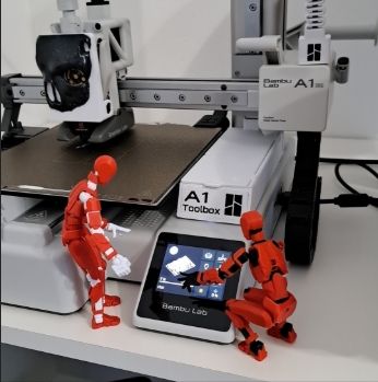 Articulated%203D%20Printed%20Dummy%20Figure%20%7C%20Fully%20Poseable%20Robot%20Mannequin%20%7C%20Desk%20Toy,%20Stop%20Motion%20Figure,%20Drawing%20Reference%20Model%20%7C%20Mechanical%20Human%20Action%20Figure%20for%20Artists,%20Creators%20&%20Collectors%20-%20Image%207