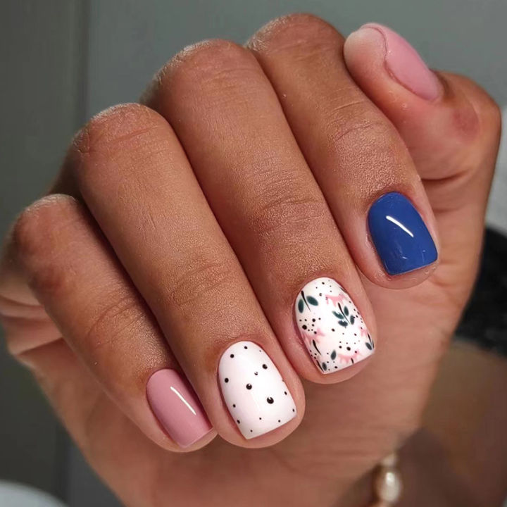 24pcs%20Short%20Round%20Nails%20Flower%20Pattern%20Wave%20Design%20Artificial%20Nail%20Tips%20Press%20on%20Toenail%20for%20Girl%20Wearable%20-%20Image%202