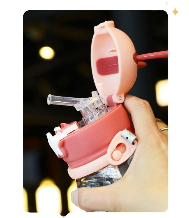 Children's%20cartoon%20straw%20with%20handheld%20teapot%20for%20elementary%20school%20students,%20water%20absorbent,%20fall%20protection%20500ml%20Number%20Plastic%20Kids%20Water%20Bottle/Mom%20pot%20-1pcs%20-%20Image%209