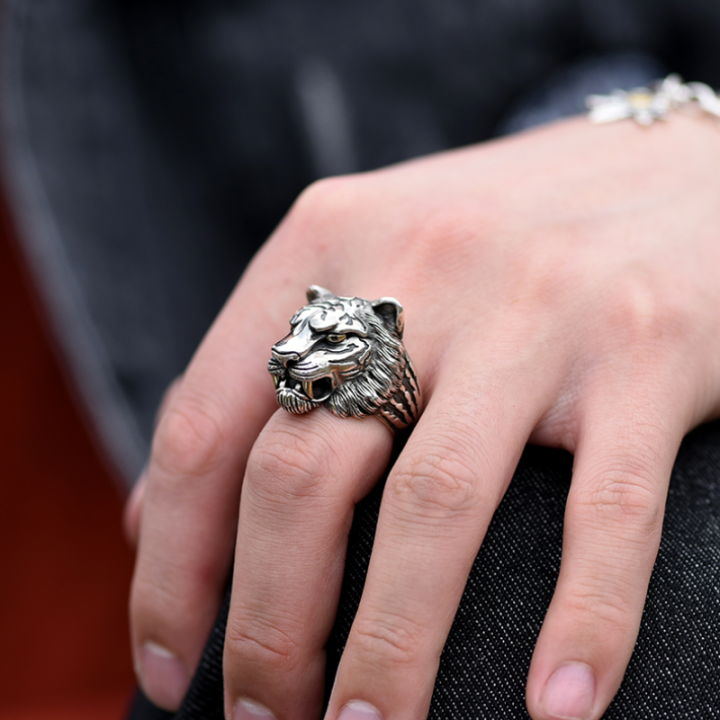 Personality%20Punk%20Men's%20Tiger%20Ring%20Men's%20Exquisite%20Animal%20Jewelry%20Titanium%20Steel%20Gothic%20Punk%20Biker%20Rings%20-%20Image%208