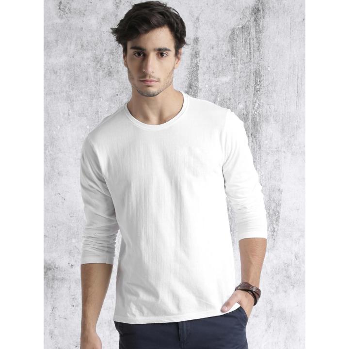 Men's Full Sleeve Round Neck t-shirt.