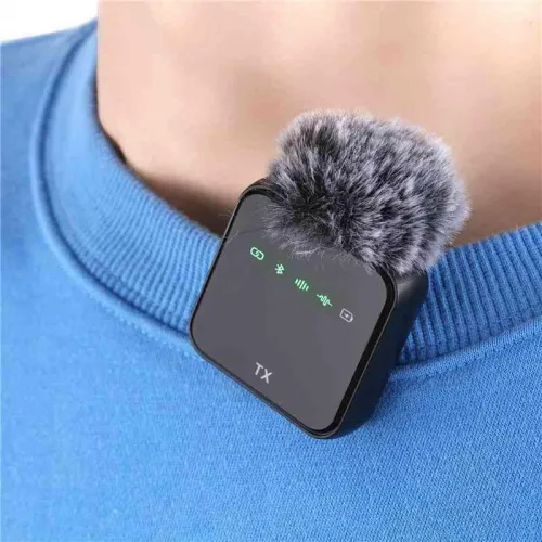 F11-2%20(3%20in%201)Collar%20Wireless%20Dual%20Microphone%20proprofessional%20Lepal%20Lavaliar%20microphon%20iPhone/Android%20&%20Type%20C%20Supported%20100&%20Noise%C2%A0Cancellation%20%20By%20EXOTIX%20-%20Image%204