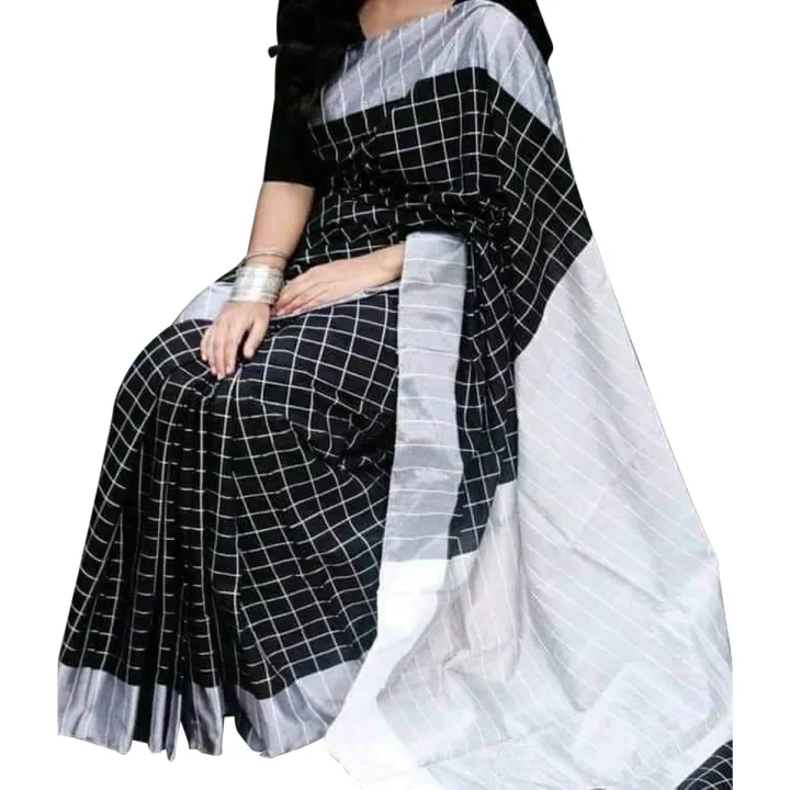 Checkered%20Elegance%20with%20the%20Black%20and%20White%20Cotton%20Dhupian%20Check%20Saree%20-%20A%20Stylish%20Choice%20for%20All%20Seasons%20and%20Casual%20Wear%20-%20Image%205