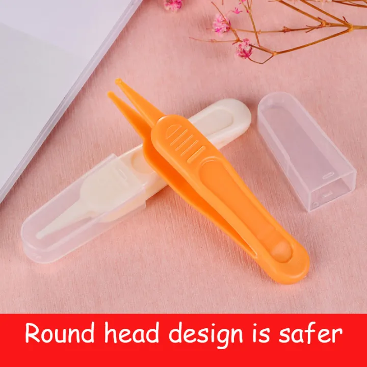 Infant%20Nose%20Cleaning%20Tweezer%20with%20Cover%20%E2%80%93%20Baby%20Ear%20Nose%20Navel%20Cleaner%20Clip%20%7C%20Safe%20Plastic%20Round-Head%20Forceps%20%7C%20Baby%20Earwax%20&%20Nose%20Dirt%20Remover%20-%20Image%204