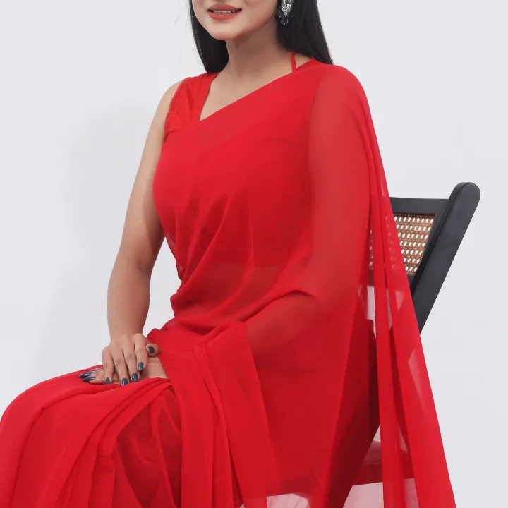 Lightweight%20Georgette%20Saree%20in%20Vibrant%20Red%20Color%20Ideal%20for%20All%20seasons-%20Perfect%20for%20Casual%20Wear%20-%20Embrace%20timeless%20style%20-%20Image%202