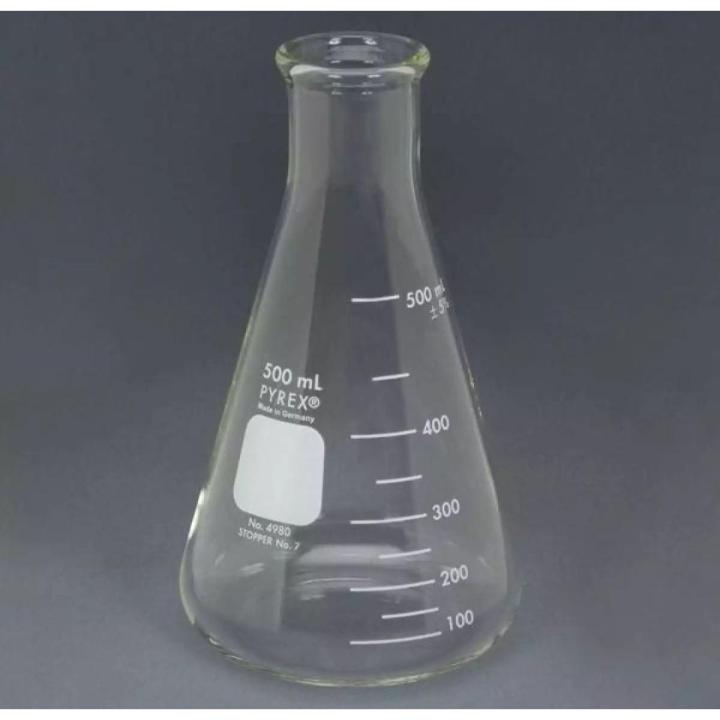 Баспалдақтағы секс порно Тізбекте аяқты ұру порно