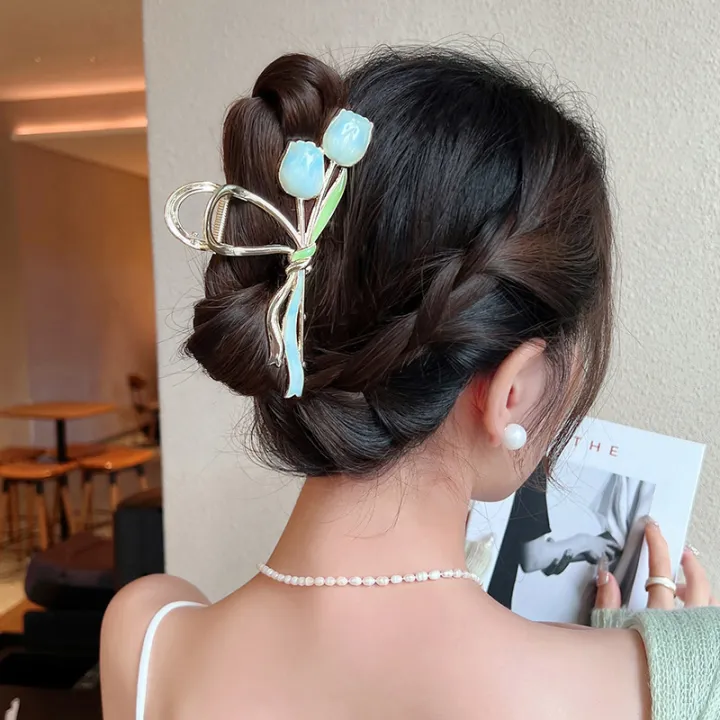 Tulip%20Flower%20Hair%20Clip%20Back%20Head%20Grab%20Clip%20For%20Woman%20Fashion%20Ponytail%20Fixed%20Hairpins%20Simple%20Oversize%20Shark%20Clip%20Hair%20Accessories%20Eatop%20-%20Image%204