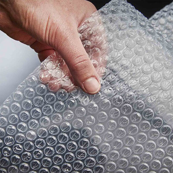Bubble%20wrap%20Paper%20Poly%20%205%20Yard%20-100%20Yard%20(15%20%20feet%20-300%20feet%20)%20Packaging%20Material%20Single%20Side%20Bubble%20Wrap%20-%20Image%202