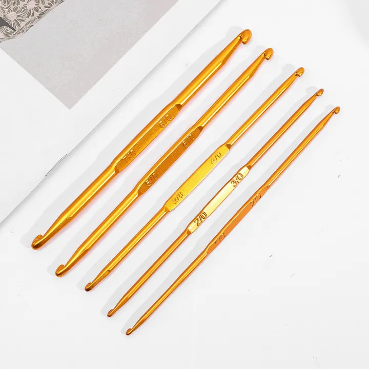5pcs%20Weave%20Craft%20Sweater%20Knitting%20Metal%20Handle%20Craft%20Needles%20Golden%20Alumina%20Double%20End%20Crochet%20Hook%20Knitting%20Needle%20Set%20-%20Image%209