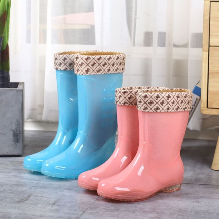 No%20Internal%20Net%20Quick-Drying%20Four%20Seasons%20Rain%20Boots%20Women%20Mid-High%20Tube%20Non-Slip%20Waterproof%20Shoes%20Wear-Resistant%20Rubber%20Boots%20Warm%20Rubber%20Shoes%20Women%20-%20Image%204