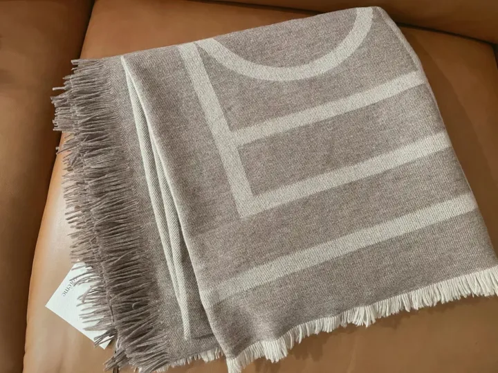 Sweden%20Brand%20TOT%20Stripe%20Simple%20Design%20Cashmere%20Woven%20Shawl%20Fashion%20Luxury%20Women%20Pashmina%20Scarves%20-%20Image%206