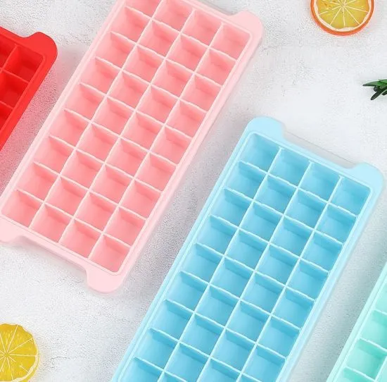 Silicon%20Ice%20Box%20For%20Freezing-%20Multicolor%20-%20Image%202