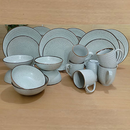 24  Pieces Exclusive dinner Set