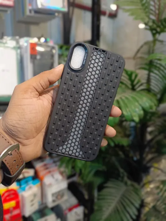 For%20Apple%20iPhone%20XS%20Max%20Luxury%20Soft%20Silicon%20Hollow%20Cooling%20Casing%20Cover-E_Store%20-%20Image%204
