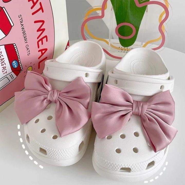 Luxury%20Rhinestones%20Bow%20Shoes%20Charms%20Designer%20Cute%20Fashion%20Clogs%20Shoe%20Accessories%20All-match%20Shoe%20Bow%20Decoration%20Red%20Black%20White%20-%20Image%206
