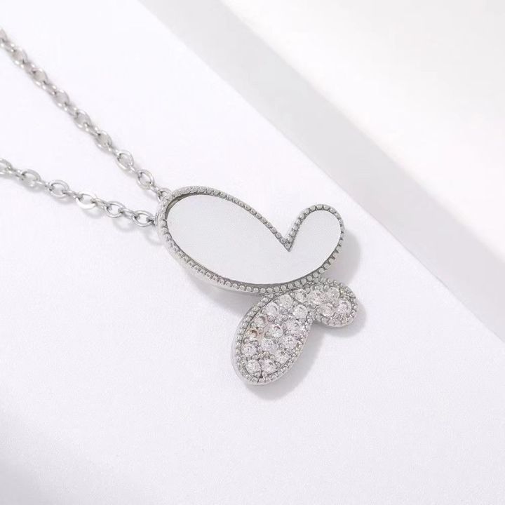 Korean%20version%20of%20the%20hot-selling%20fashion%20h%20butterfly%20necklace%20Internet%20celebrity%20with%20the%20same%20micro-inlaid%20zircon,%20light%20luxury,%20niche,%20simple%20and%20versatile%20clavicle%20chain%20-%20Image%203