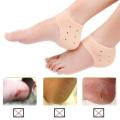 Comfortable Silicon Moisturizing Heel Swelling Pain Relief Foot Support to Eliminate cracks.