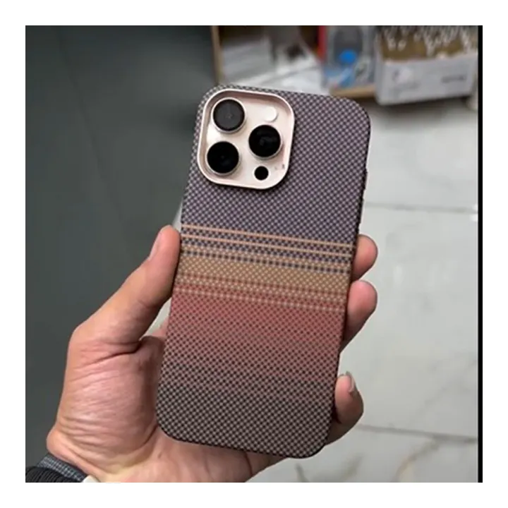 Original%20LUXO%20life%20Premium%20MagSafe%20Reflective%20Case%20For%20Iphone%2011,12,13,14,15%2016%20Pro%20&%20Pro%20Max%20Series%20-%20Image%205