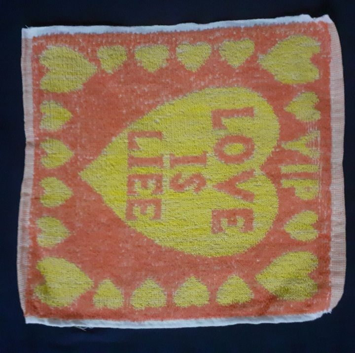 Pocket%20Handkerchief%20(Colourful)%20-%201%20Piece%20-%20Image%204