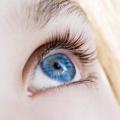 Freshlook Brilliant Blue contact lens. 