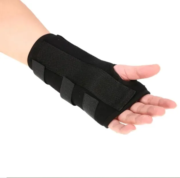 Carpal%20Tunnel%20Wrist%20Brace%20Splint%20Hand%20Support%20Night%20Sleep%20Relieve%20and%20Treat%20Pain%20for%20left%20and%20right%20hand%20-%20Image%202