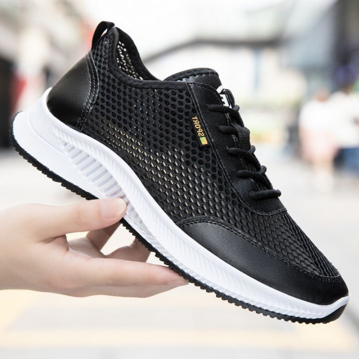 Summer New Men's Shoes Mesh Sneaker 39-44 Large Mesh Breathable Wicking Fashion Flying Woven Shoes Sandals