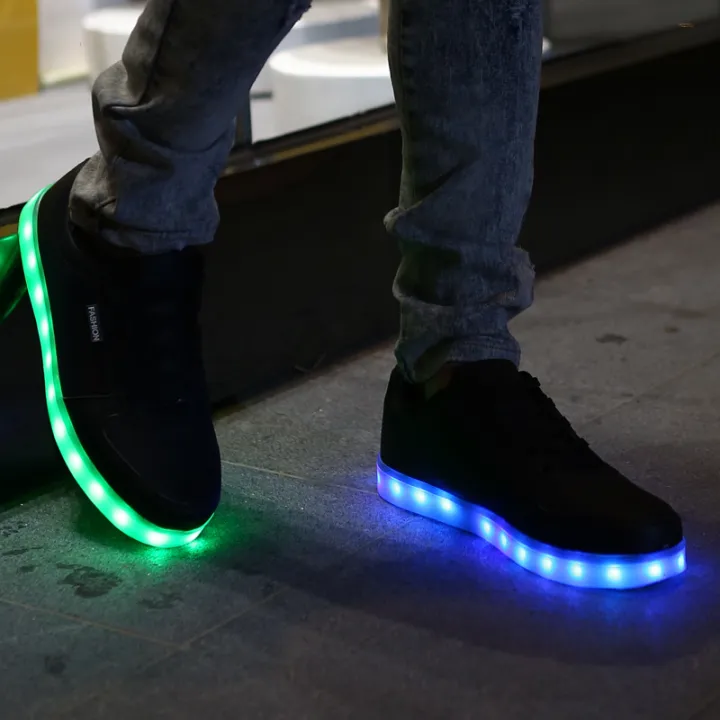 LED%20Shoes%20Luminous%20Shoes%20Men's%20Shoes%20USB%20Rechargeable%20Flash%20Shoes%20Amazon%20Breathable%20Low%20Top%20Shoes%20Light%20Shoes%20Small%20White%20Shoes%20Women's%20Shoes%20-%20Image%204