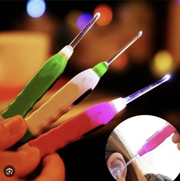 Flashlight%20Ear%20pick%20for%20Ear%20wax%20remover%20and%20cleaner,%20Ear%20cleaning%20tools%20for%20kids%20and%20adults%20-%20Image%202