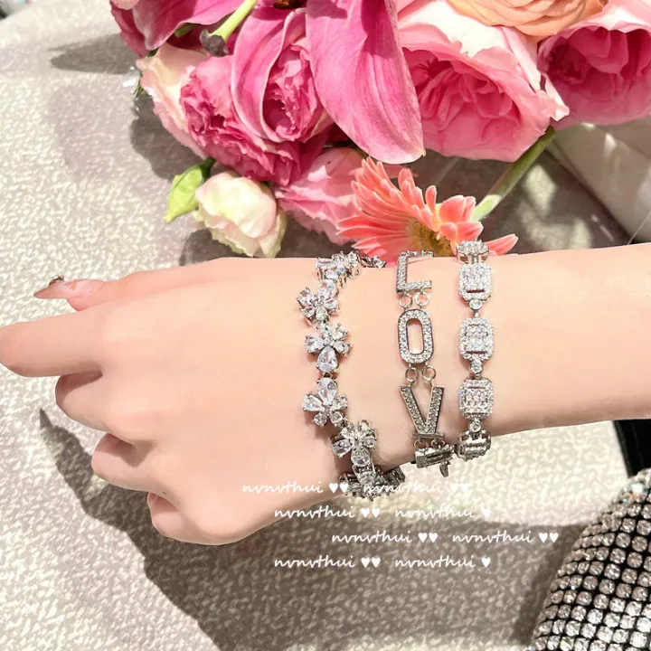 Brilliant%20Galaxy%20LOVE%20Alphabet%20Gemstone%20Bracelet%20Designer%20LULU%2018K%20gold-plated%20zirconia%20geometric%20bracelet%20-%20Image%202