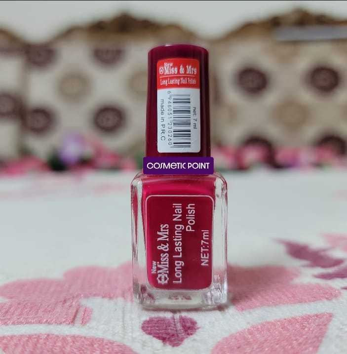 Miss & Mrs Nail Polish Red color For Women - 726 |