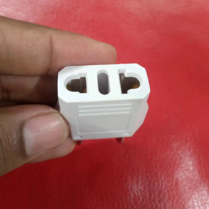 EU%202-Pin%20Plug%20To%202-Pin%20Socket%20Converter%20250V%206A%20-%20Image%207