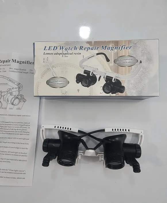 Magnifier%20With%202%20Led%20Light%20Magnifying%20Glass%20-%20Image%203