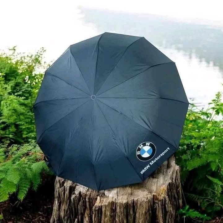 BMW%20Motorsport%20Automatic%20Umbrella%20%E2%80%93%2010%20Ribs,%20Windproof%20And%20UV%20Protected%20-%20Image%206