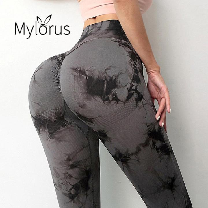 Saratovdagi boy ayollar jinsiy aloqa qilishni xohlashadi