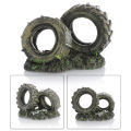 【Xiaofeng】Aquarium Landscape Realistic Appearance Hideout Decor Resin Broken Car Hiding Tank Accessories. 