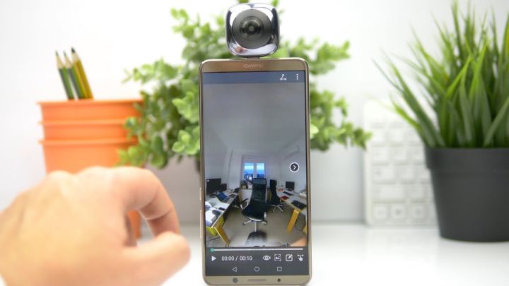 Huawei%20Envizion%20360*%20Panoramic%20VR%20Camera%20-%20Image%206