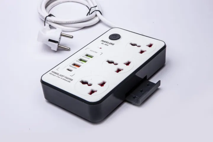 Maxline%20ML-804%20Multiplug%203%20Ways%20Power%20Socket%20And%204USB%20Port%20With%20Adjust%202%20Mobile%20Stand%202%20Yard/%206%20Feet%20Cable%20White%20Colour%20-%20Image%203