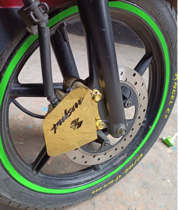 Pulsar%20Single%20Disc%20Full%20Metal%20Set%20Golden%20colour%20Silencer%20cover,Calypar%20cover,name%20plate%20Logo%203ps%20set%20-%20Image%204
