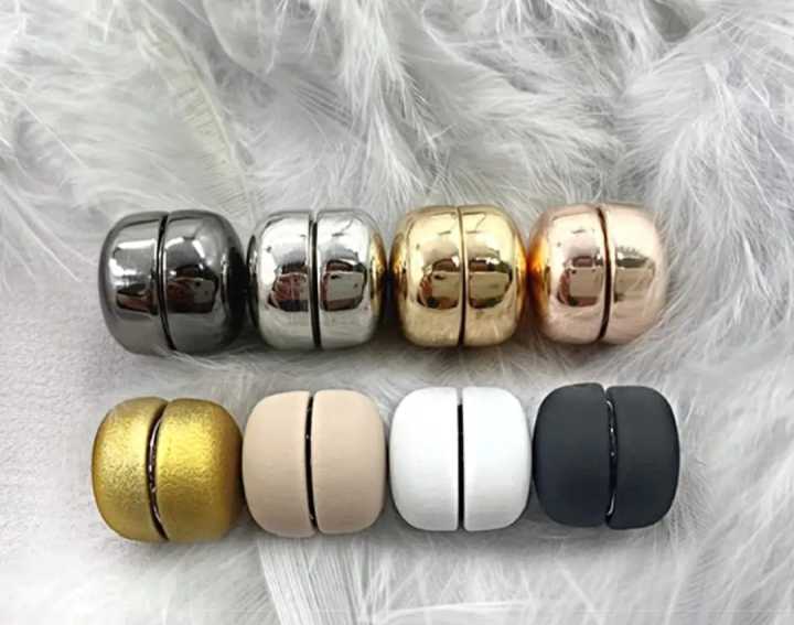 Frosted%20Alloy%20&%20Magnetic%20Steel%20Star%20Shaped%20Magnetic%20Hijab%20Brooch%20for%20Women%20%E2%80%93%20No-Damage%20Accessories%20Set%20-%20Image%202