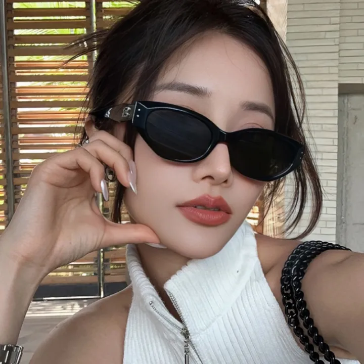 Round%20Face%20Cat%20Eyes%20Frame%20Sunglasses%20Glasses%20-%20Image%206