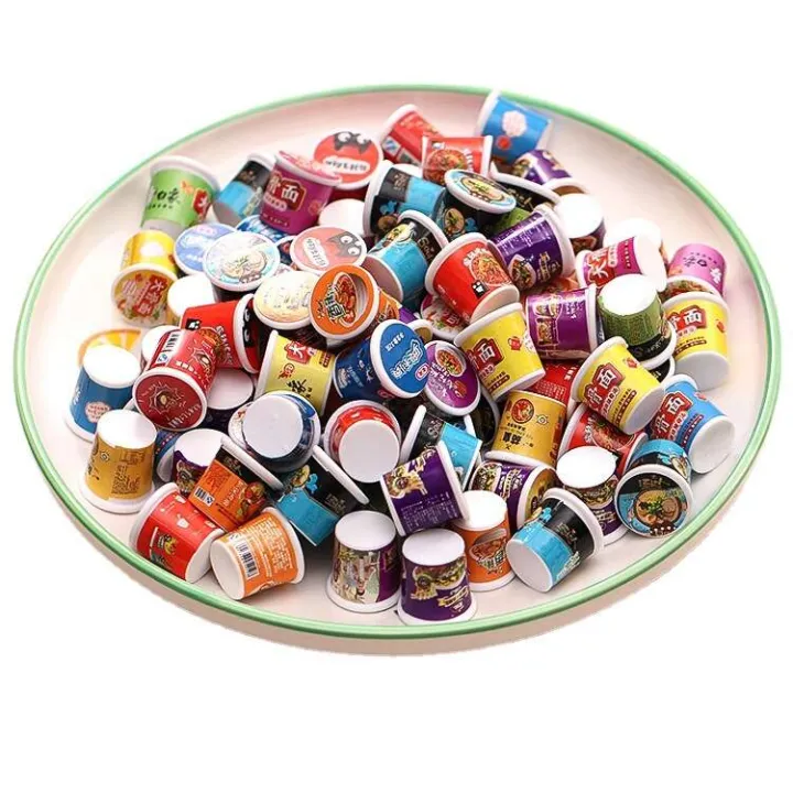 Mini%20supermarket%20bucket,%20miniature%20resin%20food%20and%20toy%20accessories,%20taking%20photos,%20microscopic%20props,%20instant%20noodle%20bucket%20toys%20-%20Image%205
