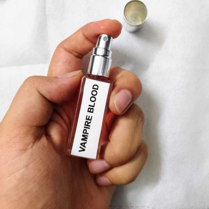 Perfume%20Combo%20(Dior%20Sauvage%20+%20Vampire%20Blood)%20-%20Image%205
