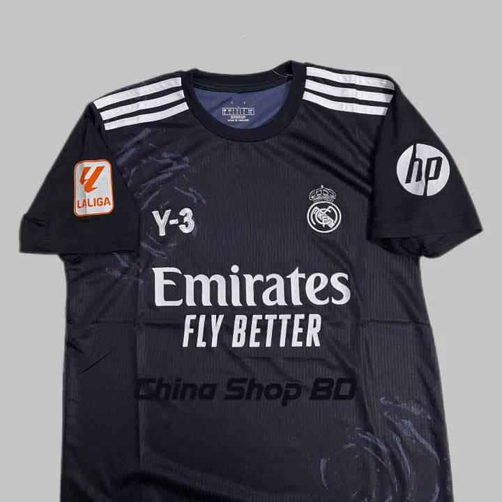 Real%20Madrid%20Fourth%20Jersey%2024%20Half%20Sleeve%20-%20Image%204