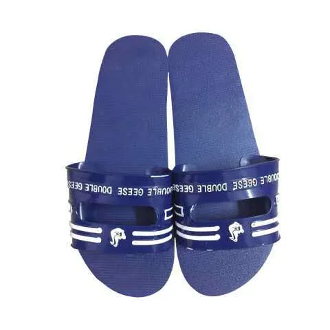 Zhanjiang%20Yangchun%20Guangxi%20Hainan%20Net%20Red%20Foot%20Clip%20Soft%20Red%20Flip%20Flops%20and%20Duck%20Slippers%20-%20Image%205