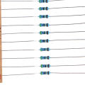300pcs 30 Values Each Value Metal Film Resistor Pack 1/4W Resistor Assorted Kit Encounter.