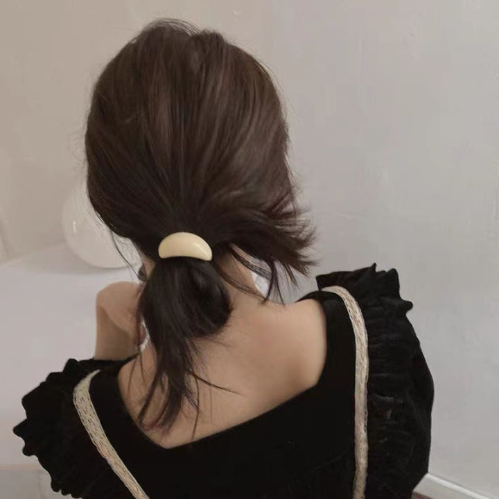 Korean%20Simple%20Temperament%20Acrylic%20Circular%20Black%20Rubber%20Band%20Headdress%20High%20Elastic%20Hair%20band%20Hair%20Accessories%20-%20Image%204