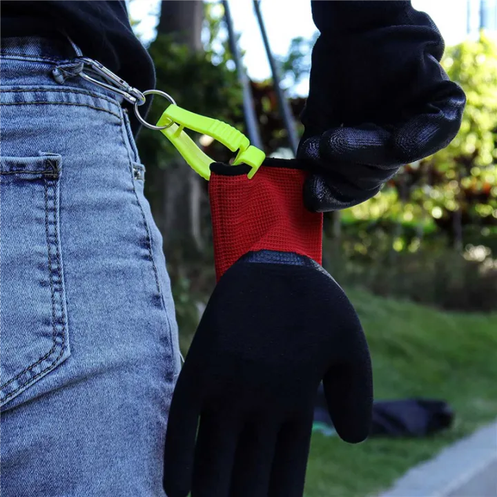NXFDSIOZ%202X%20Glove%20Clips%20for%20Work%20Glove%20Holders%20Glove%20Belt%20Clip%20with%20Metal%20Carabiners%20for%20Construction%20Worker%20Guard%20Labor(Yellow)%20-%20Image%207